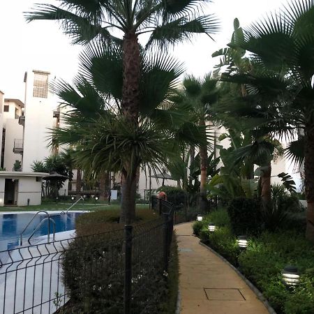 Bahia De La Plata Apartman Estepona Kültér fotó