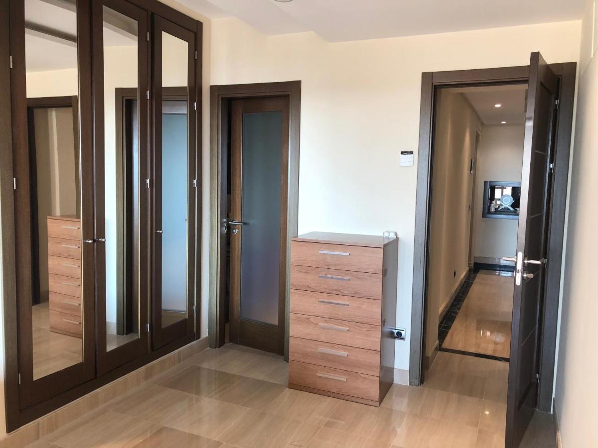 Bahia De La Plata Apartman Estepona Kültér fotó